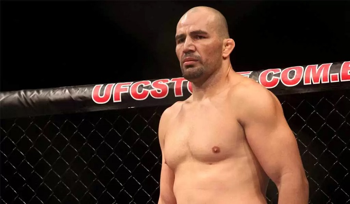Glover Teixeira, aos 43 anos, terá a chance de recuperar o cinturão no UFC 283 (Foto: Divulgação/UFC)