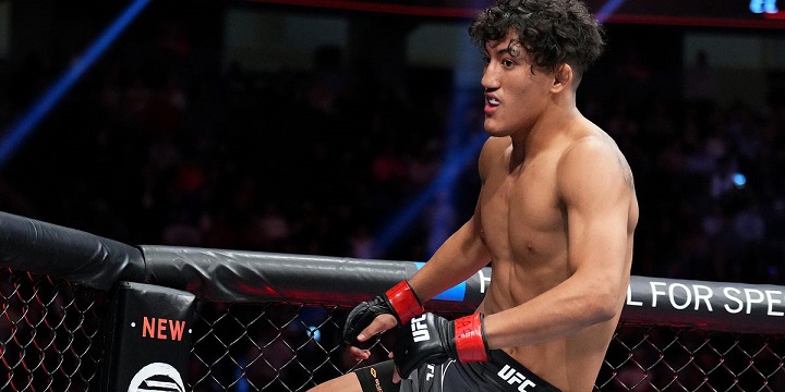 Aos 18 anos, Raul Rosar Jr. já pensa em disputar o cinturão peso-galo do UFC (Foto: Divulgação/UFC)