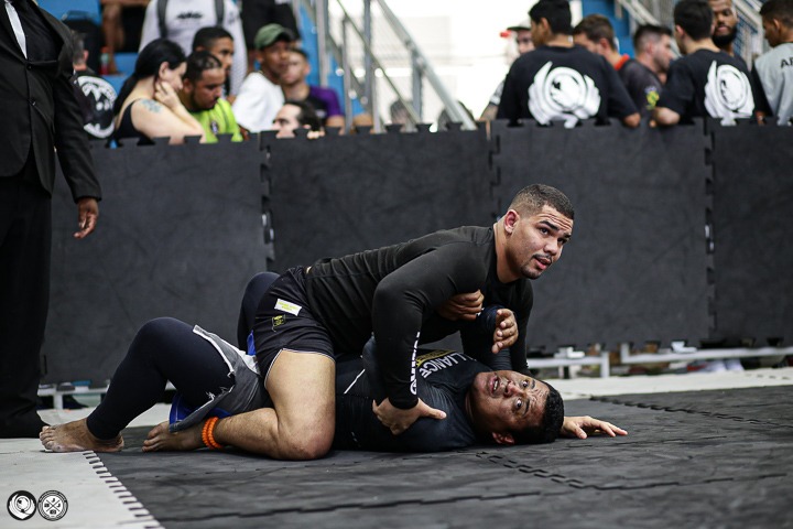 Dobradinha da CBJJE: Raul Basílio brilha na Taça São Paulo e Yatan Bueno no Mundial No-Gi de Jiu-Jitsu