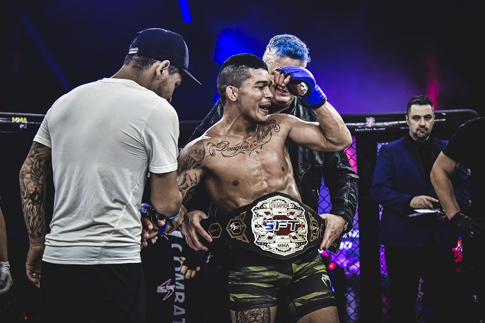 Heliton Santos é o novo campeão peso-pena de MMA (Foto Eduardo Rocha) 