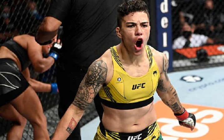 Jéssica Bate-Estaca revelou arrependimento por ter produzido conteúdo adulto no OnlyFans (Foto: Divulgação/UFC)