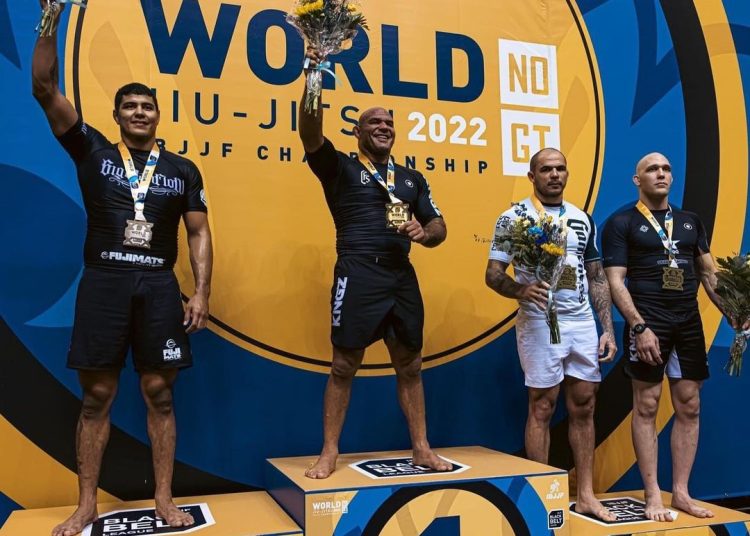 Cyborg abre o jogo sobre doping e direciona critica à IBJJF: 'Que ser levada a sério? Teste todo mundo' 1 Cyborg é um dos maiores campeões do Mundial No-Gi (Foto: Reprodução)