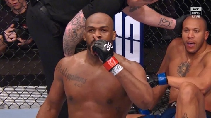 Dana White classifica Jon Jones como ‘aberração da natureza’ e afirma: ‘É o melhor de todos os tempos’