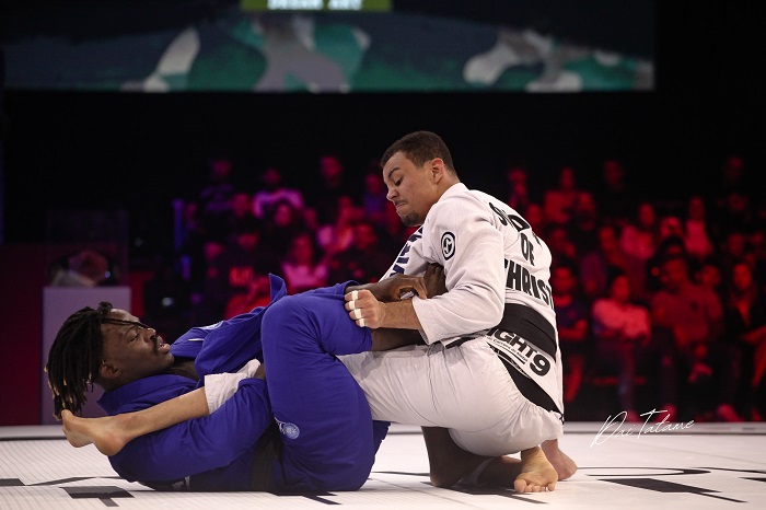 Bicampeão mundial de Jiu-Jitsu, Erich Munis é o mais novo atleta patrocinado pela Reebok Brasil