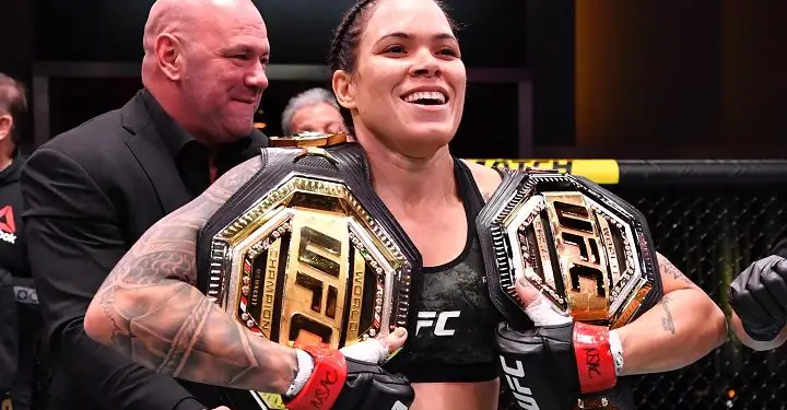 Campea Dupla do UFC Amanda Nunes defende o cinturao peso galo contra Irene Aldana no UFC 289