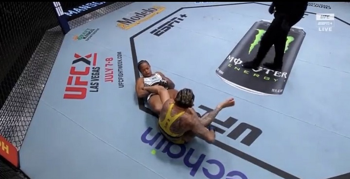 Em duelo brasileiro no UFC Vegas 74, paranaense ‘destrói’ joelho de adversária com bela finalização; veja
