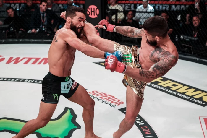 Bellator 297: Patrício Pitbull perde disputa pelo título peso-galo, enquanto russo mantém cinturão meio-pesado