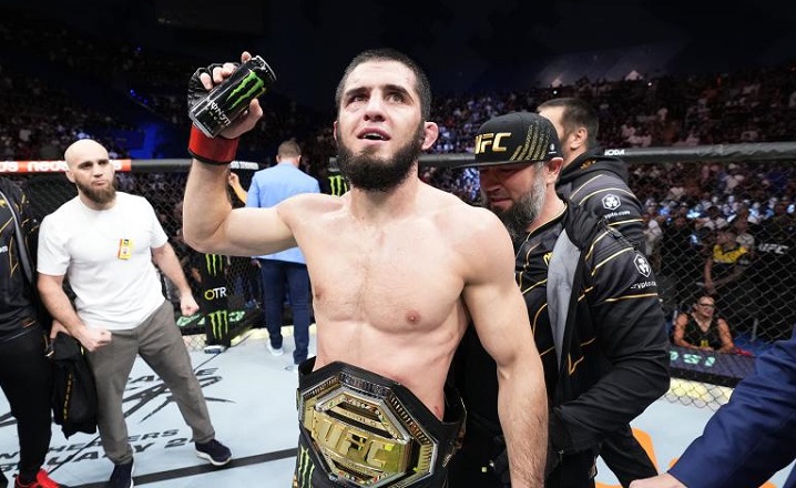 Islam Makhachev pede luta contra Leon Edwards em Abu Dhabi