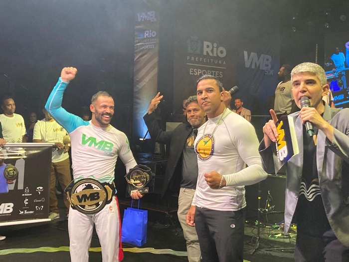 Capoeira: VMB 50k encerra com clima de UFC após surpreendente desafio de Barrãozinho a Erick Maia