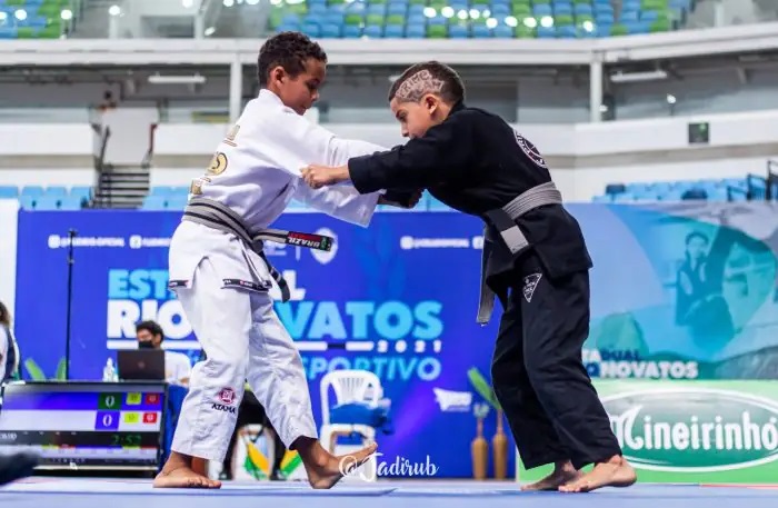 Competição para iniciantes da FJJD-Rio, Estadual Novatos entra no Circuito Nacional Mineirinho de Jiu-Jitsu