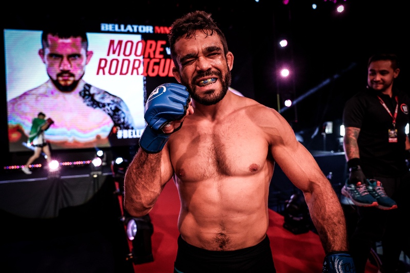 Lutando na casa do adversário, Otto Rodrigues fez bonito em sua estreia no Bellator (Foto: Divulgação)