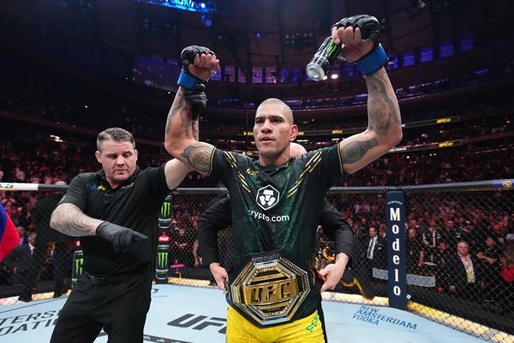 Campeões do UFC em 2024? Americano faz previsão ousada e reduz títulos do  Brasil; confira e opine