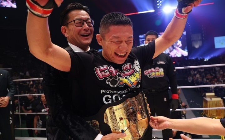 O ex-UFC Kyoji Horiguchi se consagrou como campeão inaugural peso-mosca do RIZIN FF (Foto: Reprodução/RIZIN)