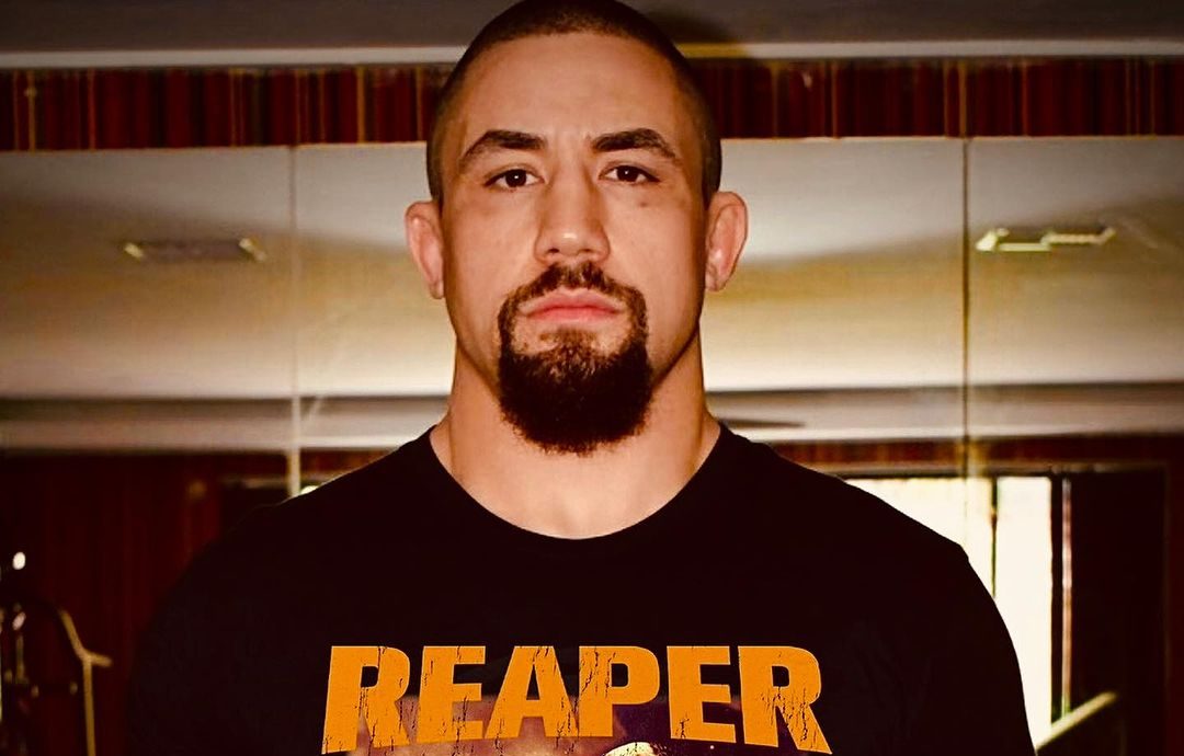 Whittaker detona postura de Paulo Borrachinha antes do UFC 298: ‘Nada profissional’