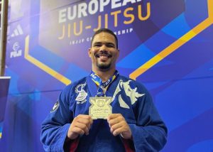 Yatan Bueno foi prata no Europeu de Jiu-Jitsu 2024 (Foto IBJJF)