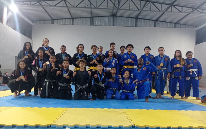 CT Thomaz Abreu se destaca na LMJJ e mira 4ª etapa do Campeonato Mineiro de Jiu-Jitsu 2024 1 Time de Lima Duarte-MG vem ajudando nos resultados do CT no Campeonato Mineiro (Foto reprodução)