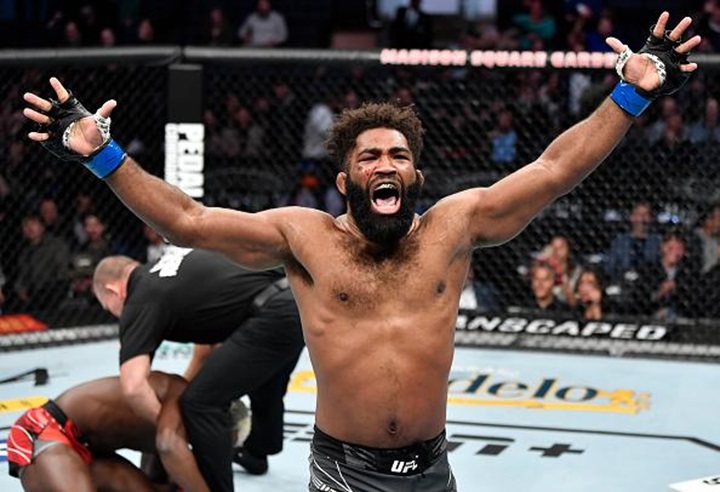 Amigo de Strickland lança desafio a Paulo Borrachinha e manda recado: 'Luta divertida' 1 Chris Curtis manifestou interesse em enfrentar Paulo Borrachinha no UFC (Foto: Divulgação/UFC)
