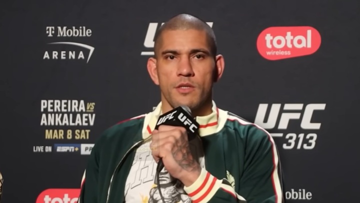 Durinho elogia evolução de Poatan no Jiu-Jitsu, mas alerta: ‘Mostrando muita coisa pra todo mundo’
