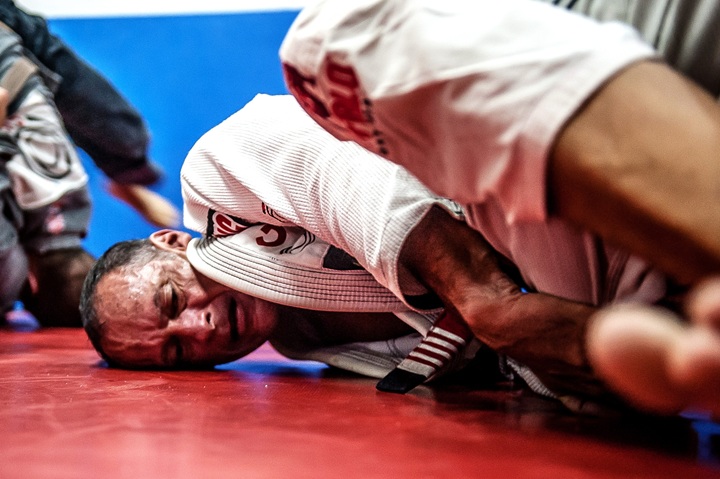 Coluna da Arte Suave: no Jiu-Jitsu, pagar a mensalidade da academia também deve ser prioridade