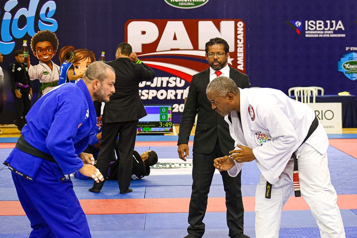 Pan Americano de Jiu-Jitsu Desportivo: GFTeam e R1NG BJJ brilham com títulos por equipes 1 Faixas-preta do adulto ao master deram um show no Pan Americano de Jiu-Jitsu Desportivo (Foto CBJJD)