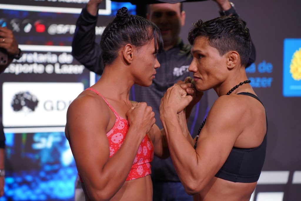 Lutadores batem o peso e SFT Combat 56 tem duelo histórico neste sábado (24); veja 1 SFT Combat 56 será realizado na noite deste sábado (24), na tela da Band (Foto: Divulgação)