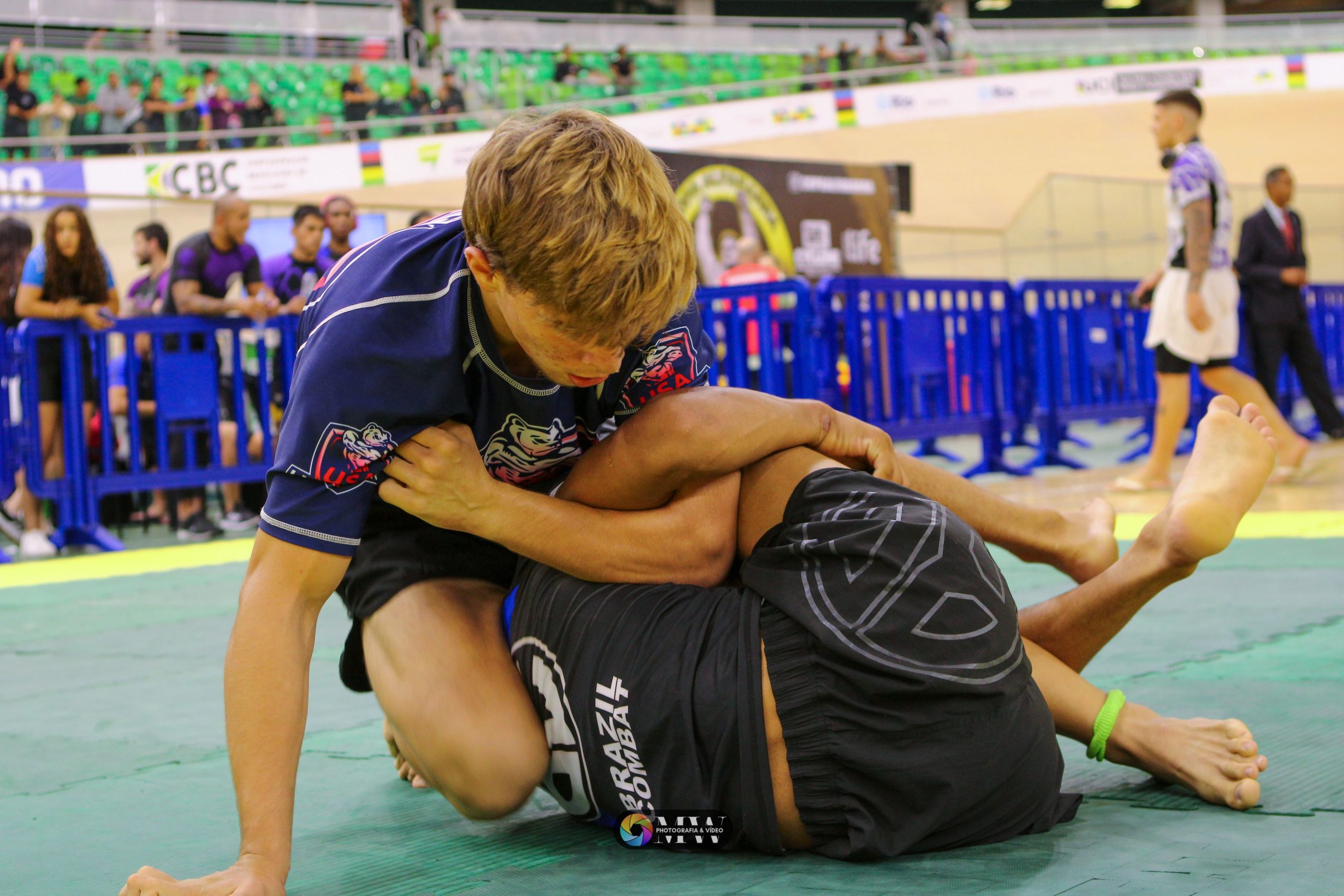 Quem é Carlos Wermelinger? Conheça a nova promessa do Jiu-Jitsu que brilha na faixa-azul